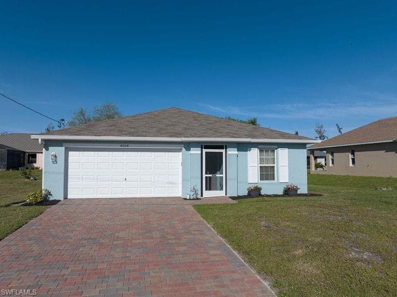 4004 NE 10th AVE CAPE CORAL, FL 33909