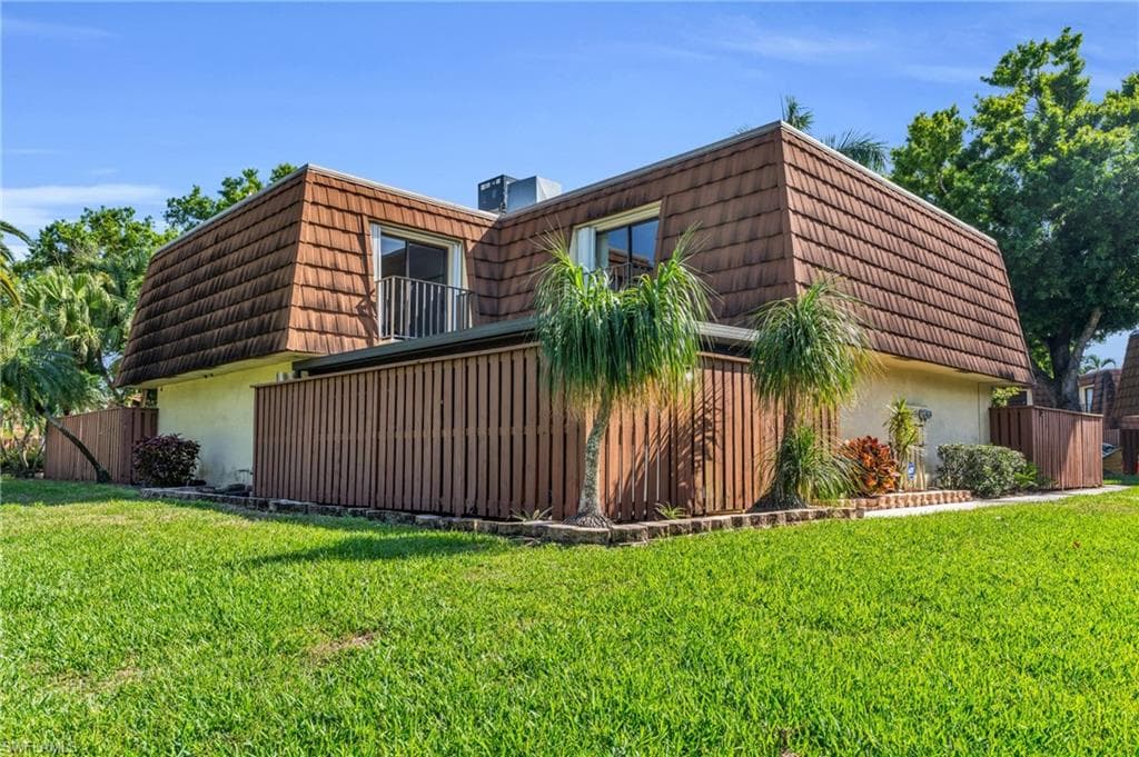 5202 Cedarbend DR 4 FORT MYERS, FL 33919