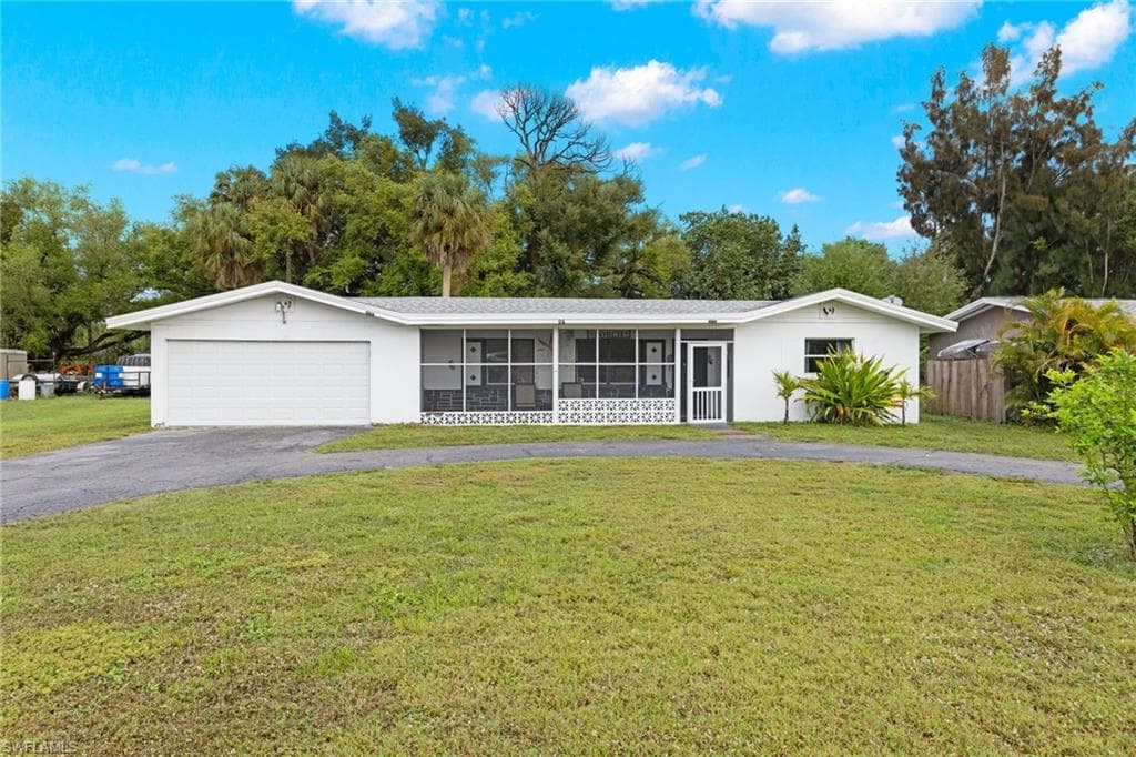 84 Mariana AVE NORTH FORT MYERS, FL 33917