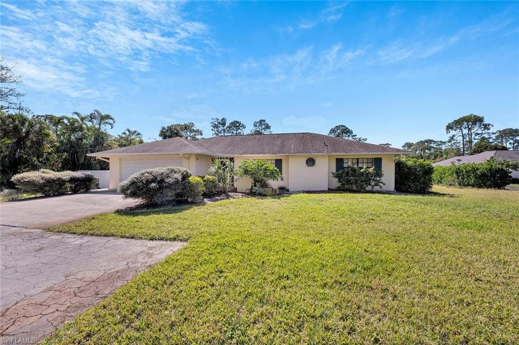 5920 Painted Leaf LN NAPLES, FL 34116