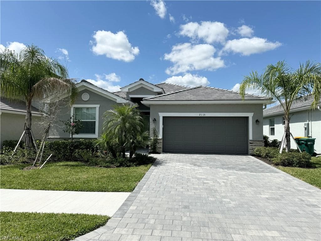 2115 Hamlin ST NAPLES, FL 34120