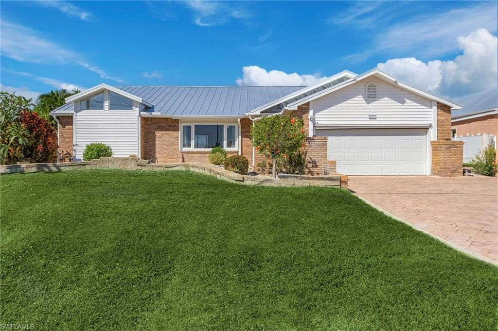 2940 Surfside BLVD CAPE CORAL, FL 33914