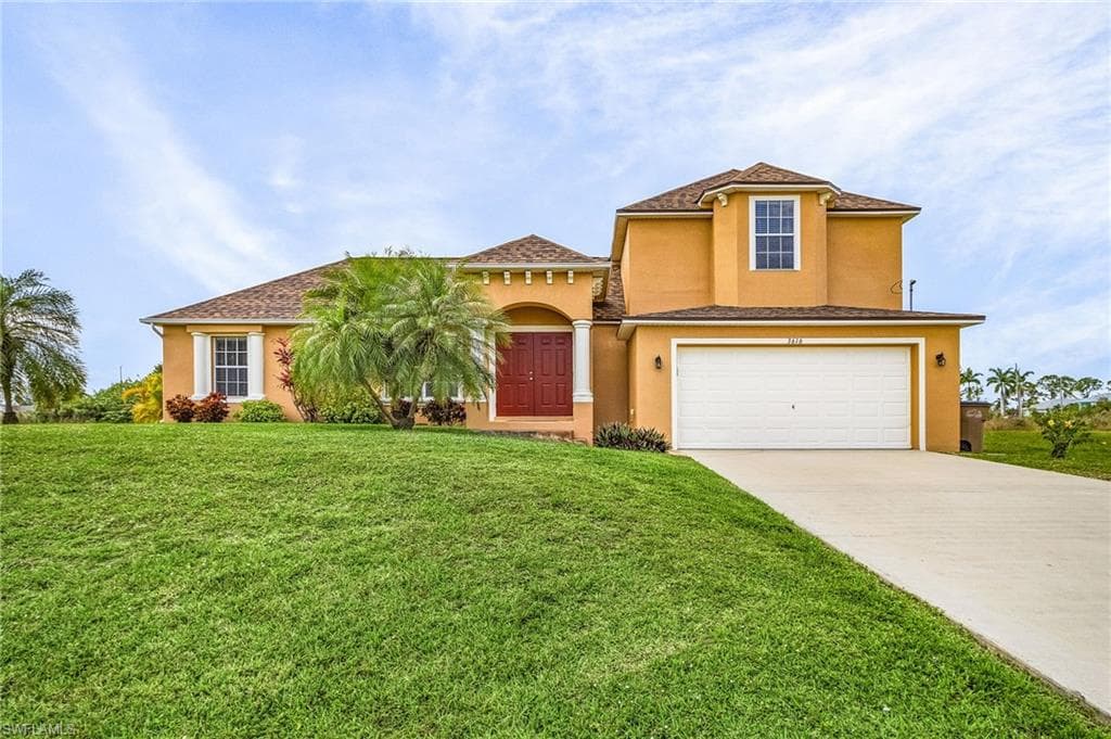 3616 NE 17th PL CAPE CORAL, FL 33909