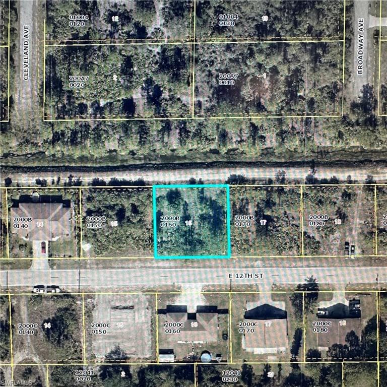 1521-1523 E 12th ST LEHIGH ACRES, FL 33972
