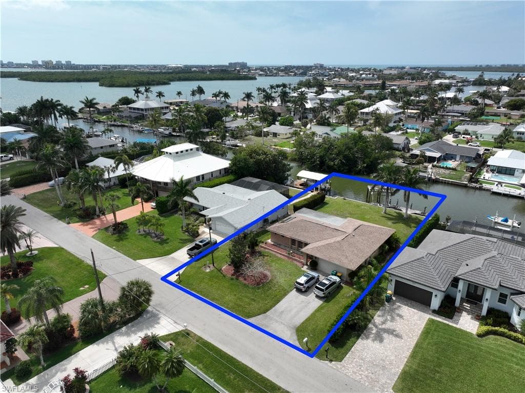 410 San Juan AVE NAPLES, FL 34113