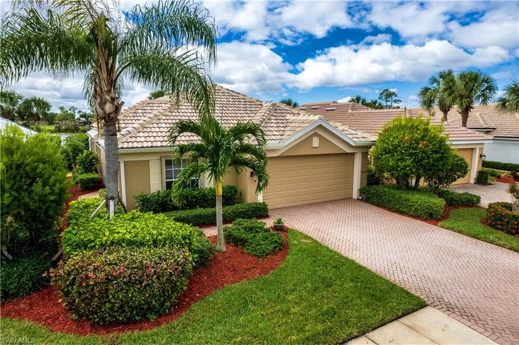 10030 Oakhurst WAY FORT MYERS, FL 33913