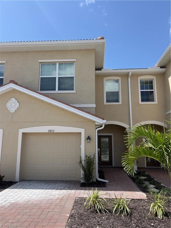 2823 Blossom WAY NAPLES, FL 34120