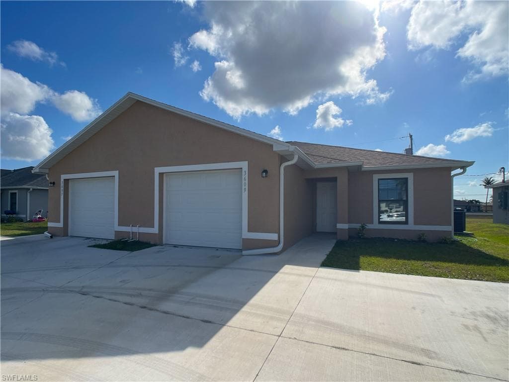 3609 SW 8th PL CAPE CORAL, FL 33914