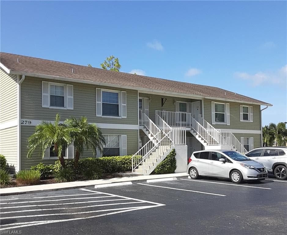 279 Quail Forest BLVD 113 NAPLES, FL 34105