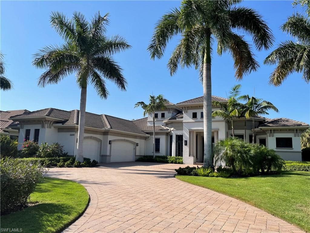 5899 Burnham RD NAPLES, FL 34119