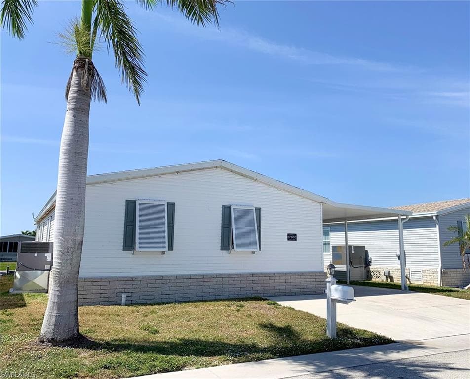 17580 Canal Cove CT FORT MYERS BEACH, FL 33931