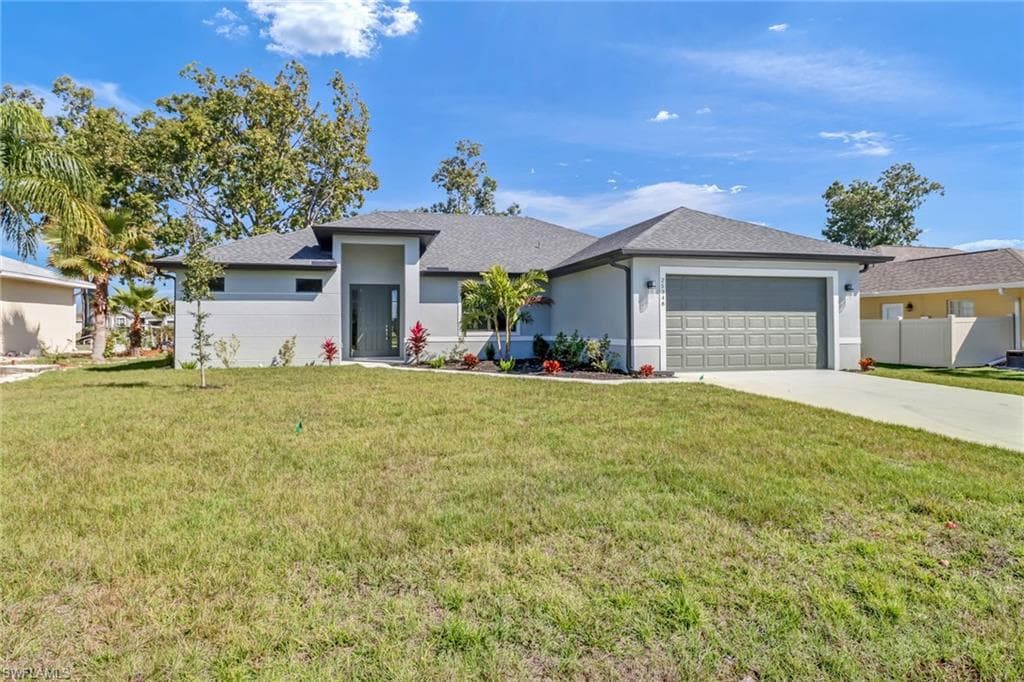 25348 Estrada CIR PUNTA GORDA, FL 33955