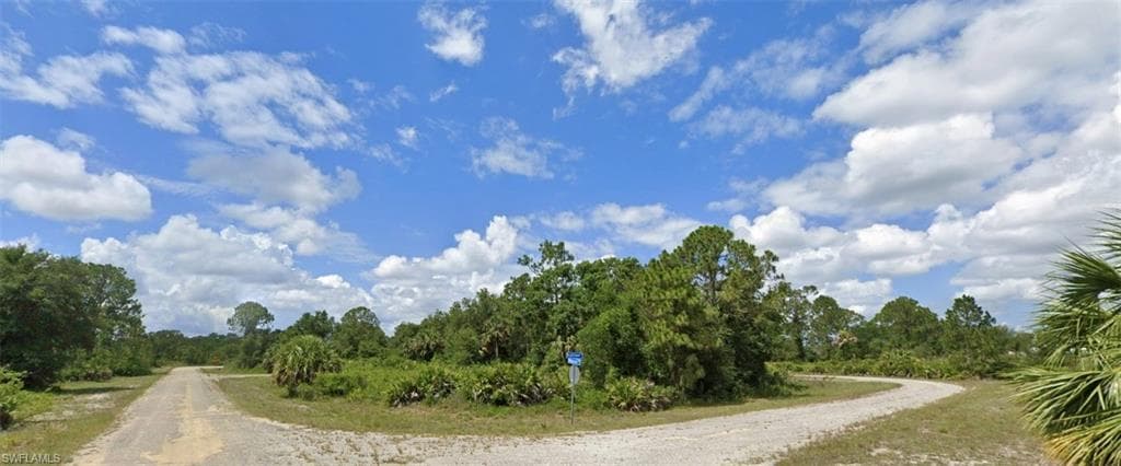 660 Whitmore LOOP LEHIGH ACRES, FL 33972