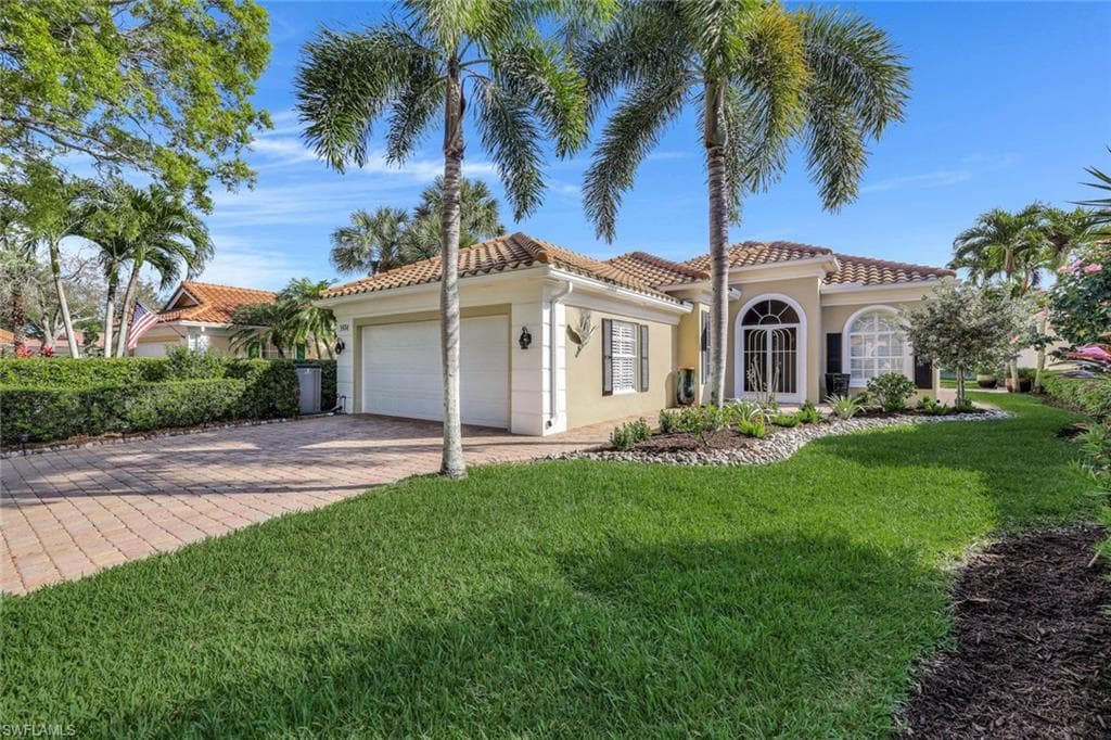5974 Bermuda LN NAPLES, FL 34119