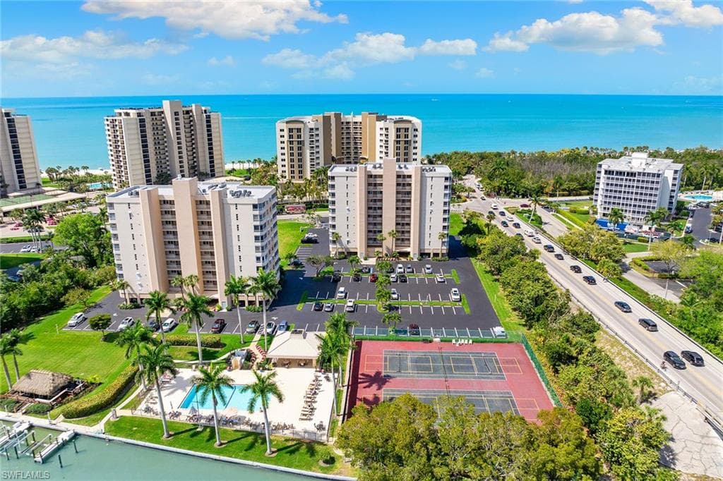 11118 Gulf Shore DR A-203 NAPLES, FL 34108