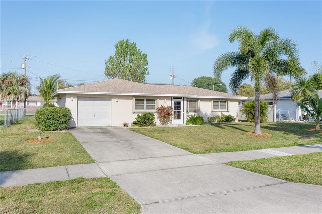 4519 Orange Grove BLVD NORTH FORT MYERS, FL 33903