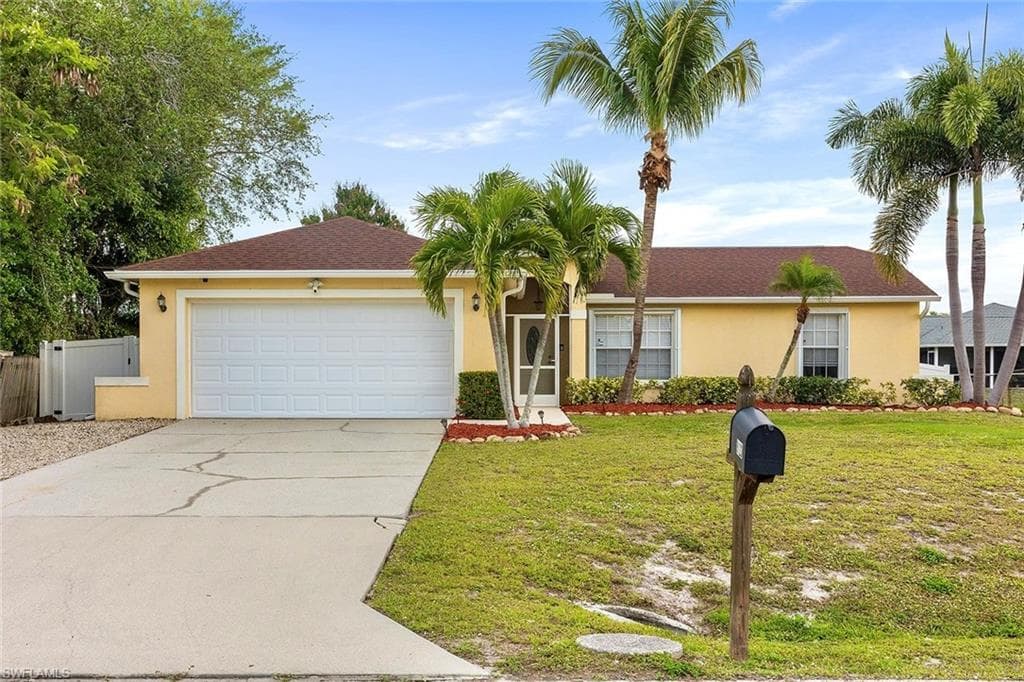 9123 Aster RD FORT MYERS, FL 33967