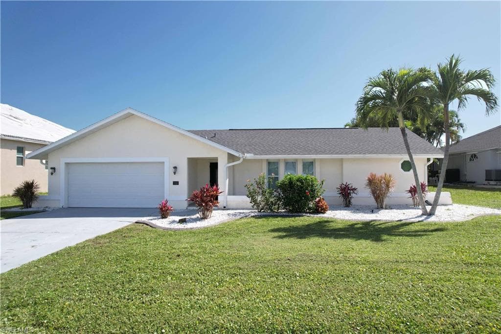 2720 Cape Coral PKWY W CAPE CORAL, FL 33914