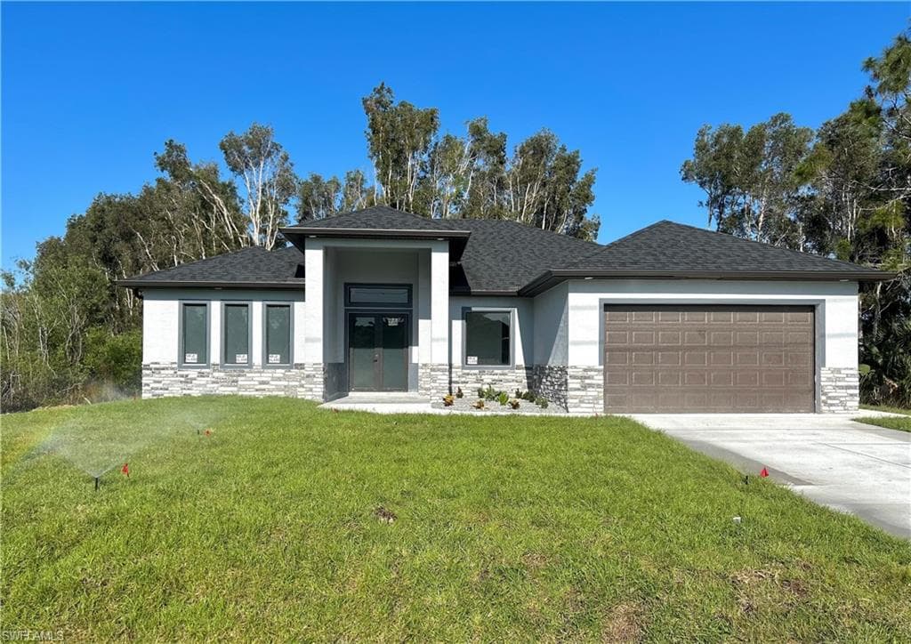 1123 Carl AVE