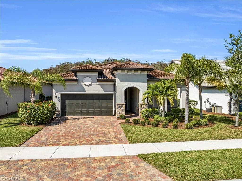 12240 Sussex ST FORT MYERS, FL 33913