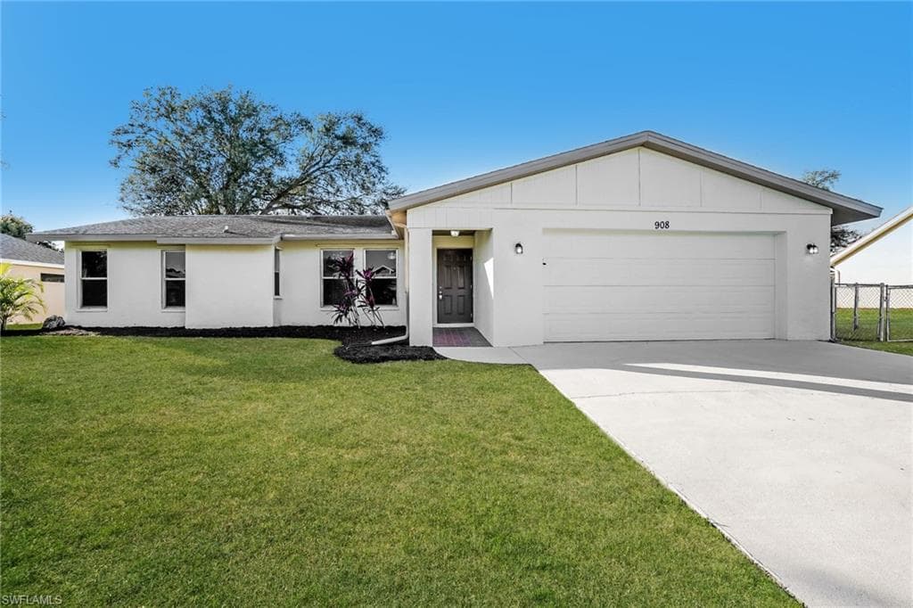 908 SE 30th LN CAPE CORAL, FL 33904