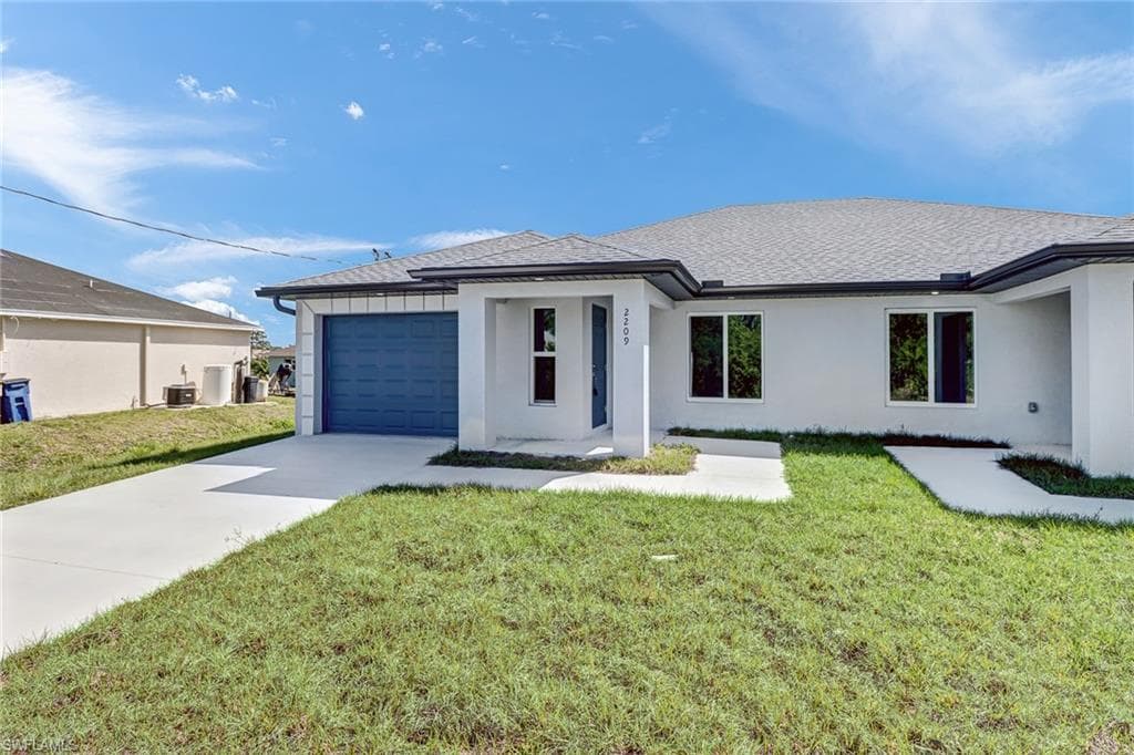 2209 Kenneth AVE S LEHIGH ACRES, FL 33973