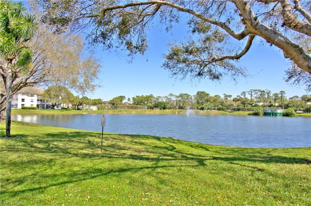 9590 Victoria LN B-306 NAPLES, FL 34109