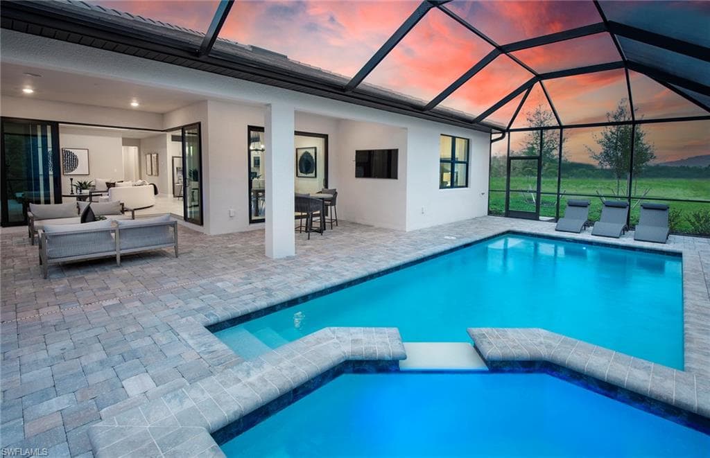 10343 Ventana LN NAPLES, FL 34120