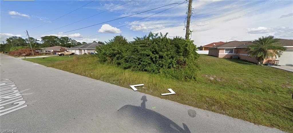 317-319 Ichabod AVE S LEHIGH ACRES, FL 33973