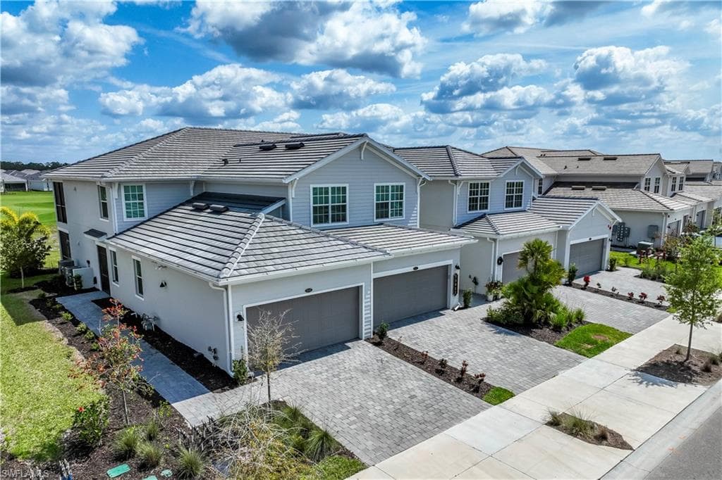 15927 Grassland LN 4111 PUNTA GORDA, FL 33982