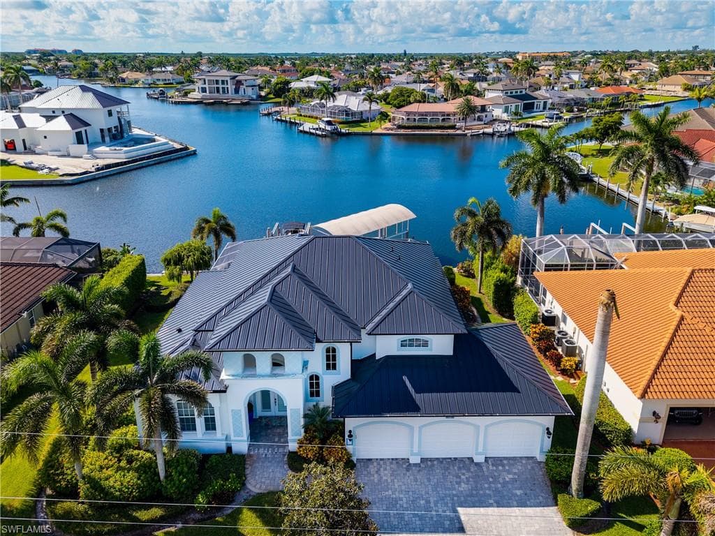 1845 Honduras AVE MARCO ISLAND, FL 34145