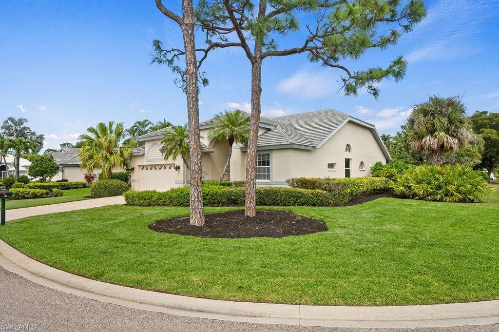 25130 Bay Cedar DR BONITA SPRINGS, FL 34134