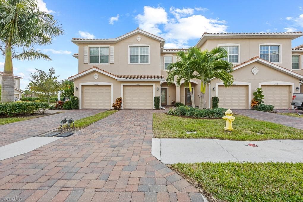 2630 Bloom LN NAPLES, FL 34120