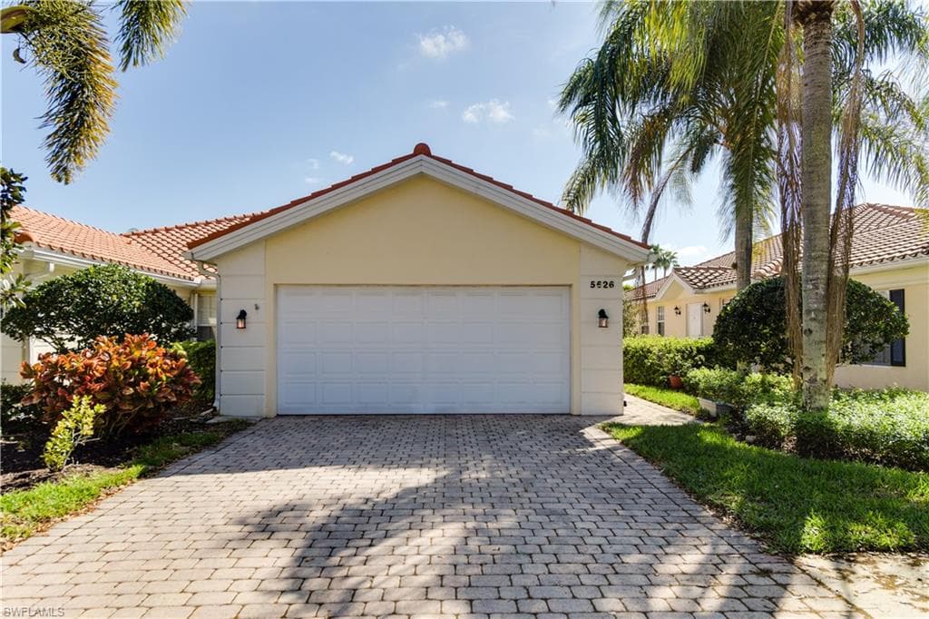 5626 Eleuthera WAY NAPLES, FL 34119