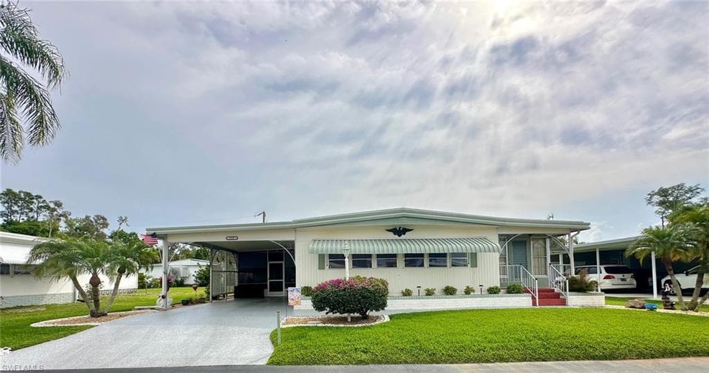 757 Pleasant View NORTH FORT MYERS, FL 33917