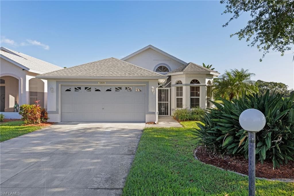 13629 Admiral CT FORT MYERS, FL 33912