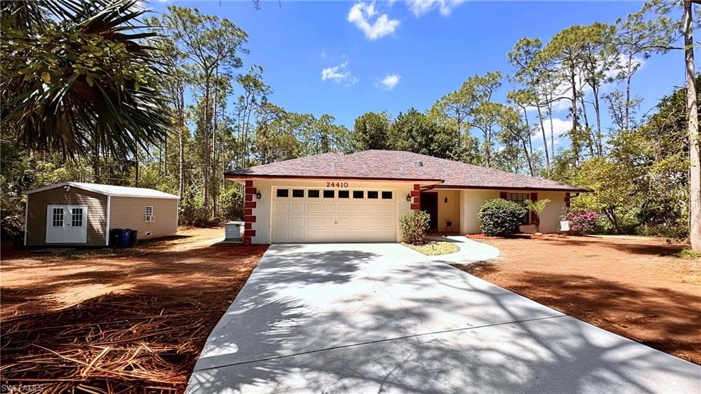 24410 Mountain View DR BONITA SPRINGS, FL 34135