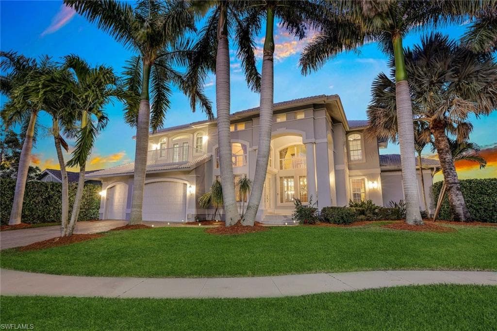 71 Hickory CT MARCO ISLAND, FL 34145