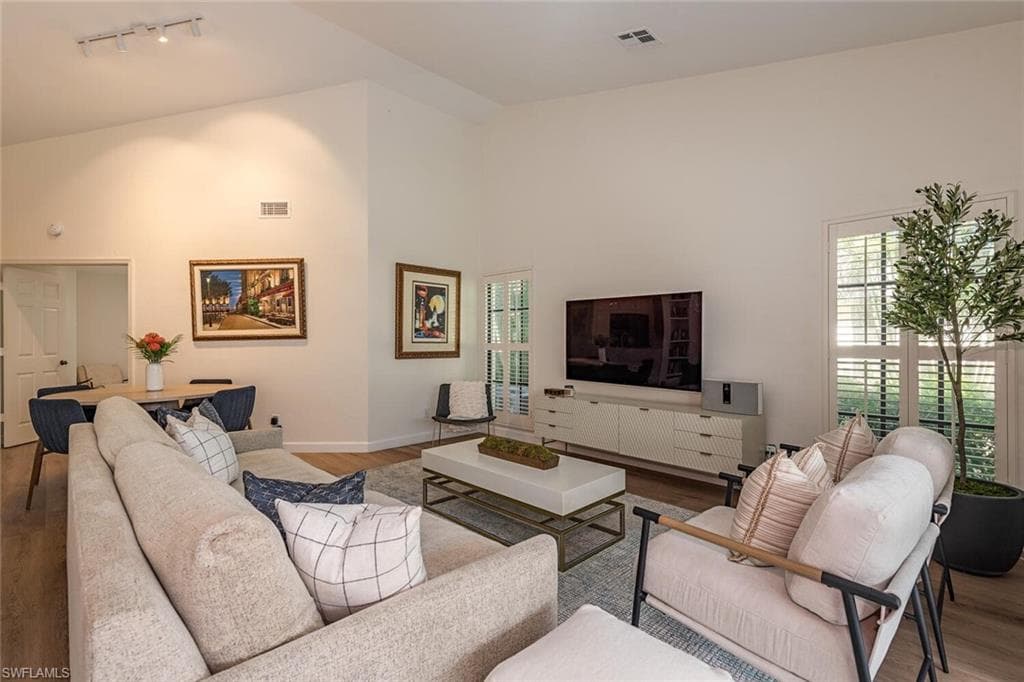 13011 Parktree CT 10-L NAPLES, FL 34110