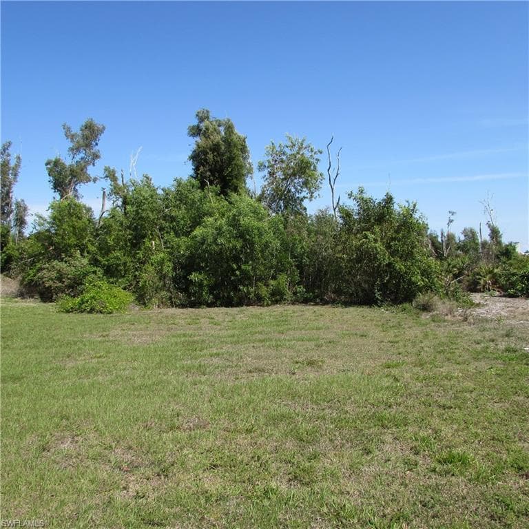 11960 Oakland DR BOKEELIA, FL 33922