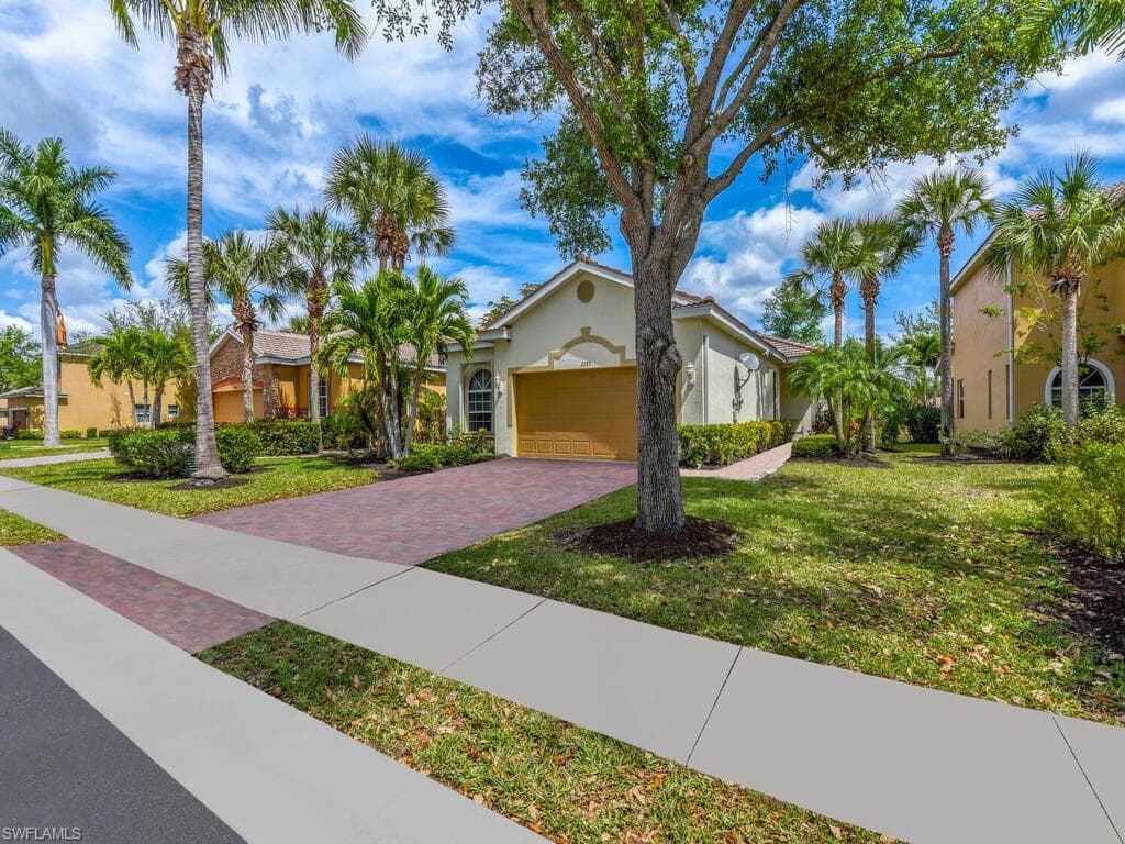 2593 Deerfield Lake CT CAPE CORAL, FL 33909