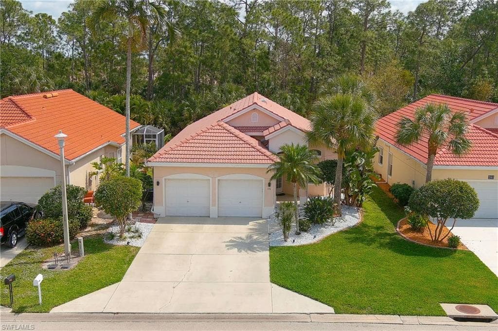 176 Lady Palm DR NAPLES, FL 34104