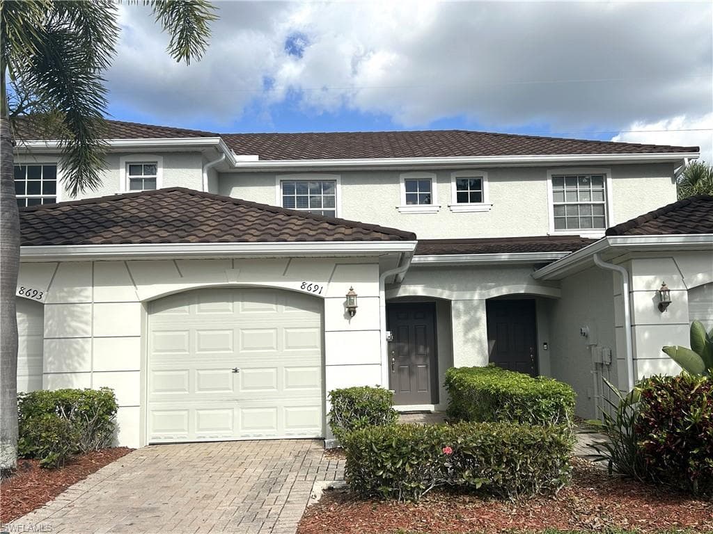 8691 Athena CT LEHIGH ACRES, FL 33971