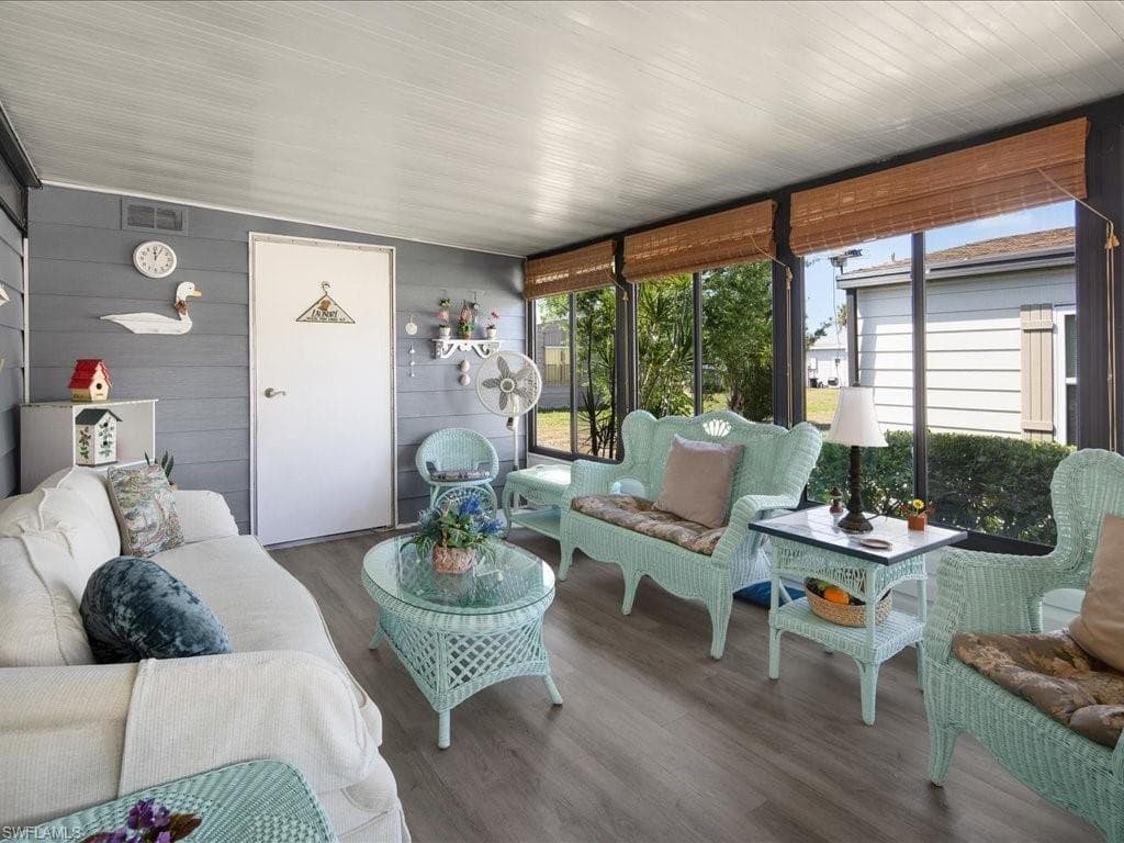 58 Oceans BLVD 58 NAPLES, FL 34104