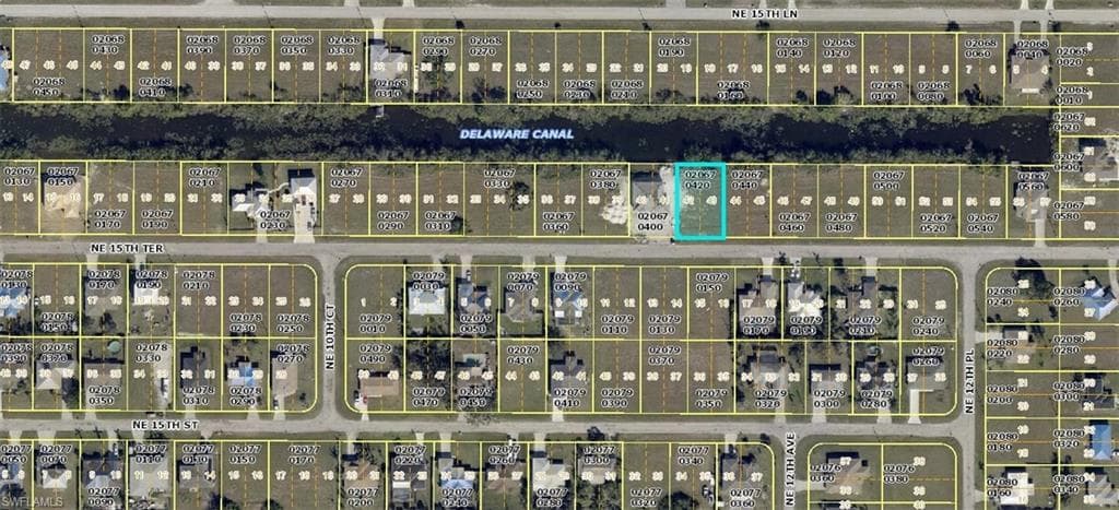 1121 15th TER CAPE CORAL, FL 33993