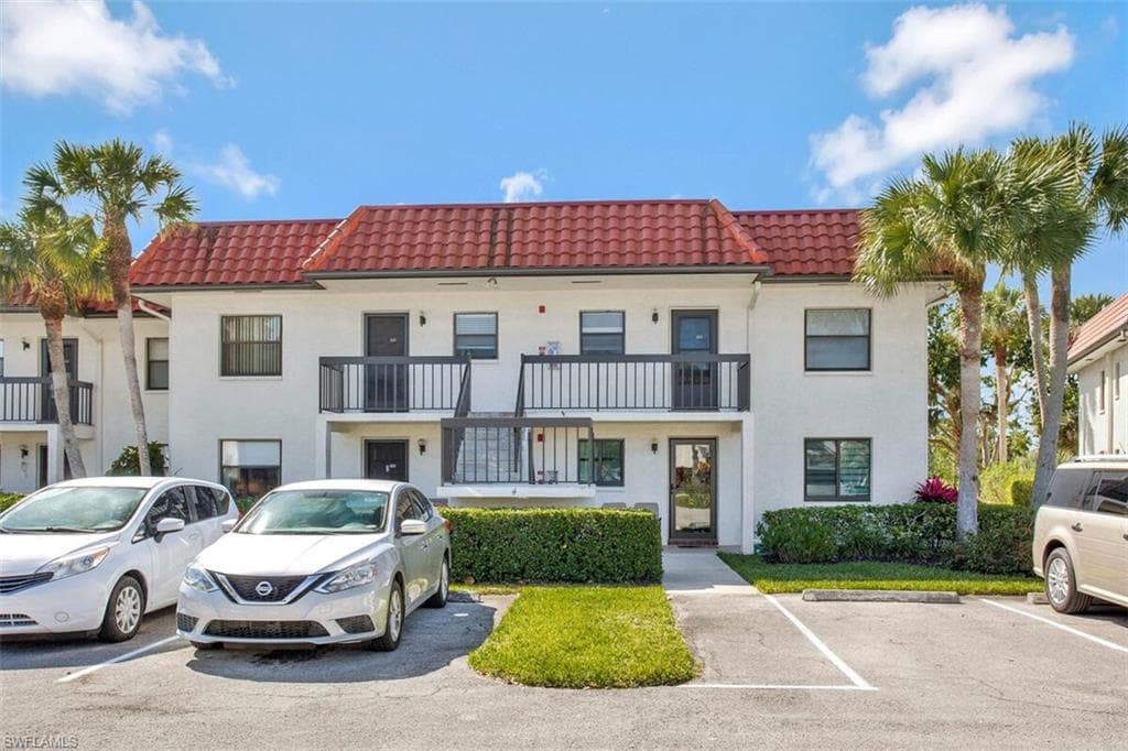 4358 27th CT SW 4-206 NAPLES, FL 34116