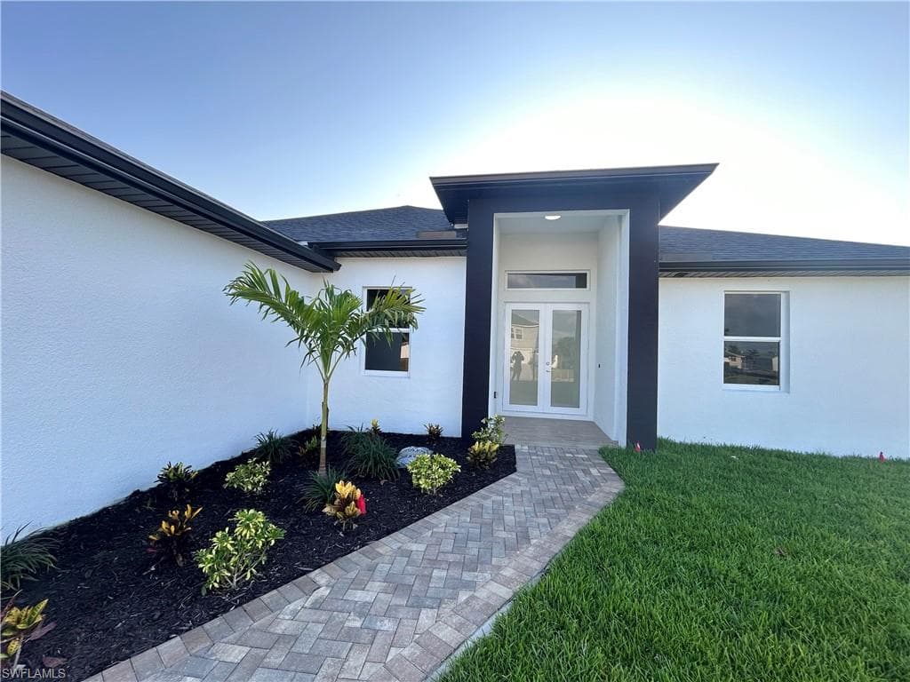 1416 12th PL CAPE CORAL, FL 33909