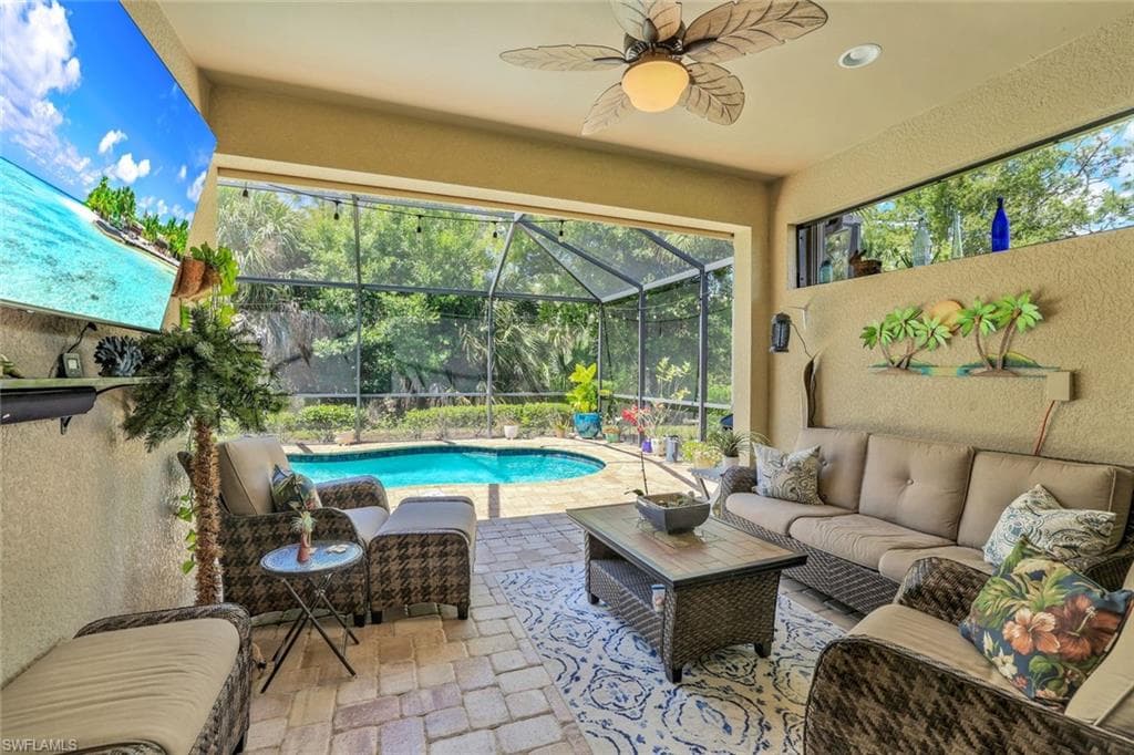 7113 Live Oak DR NAPLES, FL 34114