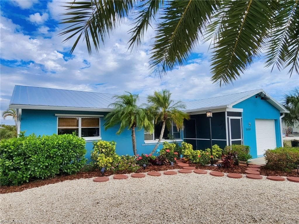 16060 Porto Bello ST BOKEELIA, FL 33922