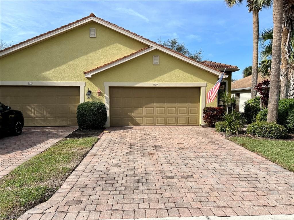 9377 Aegean CIR LEHIGH ACRES, FL 33936